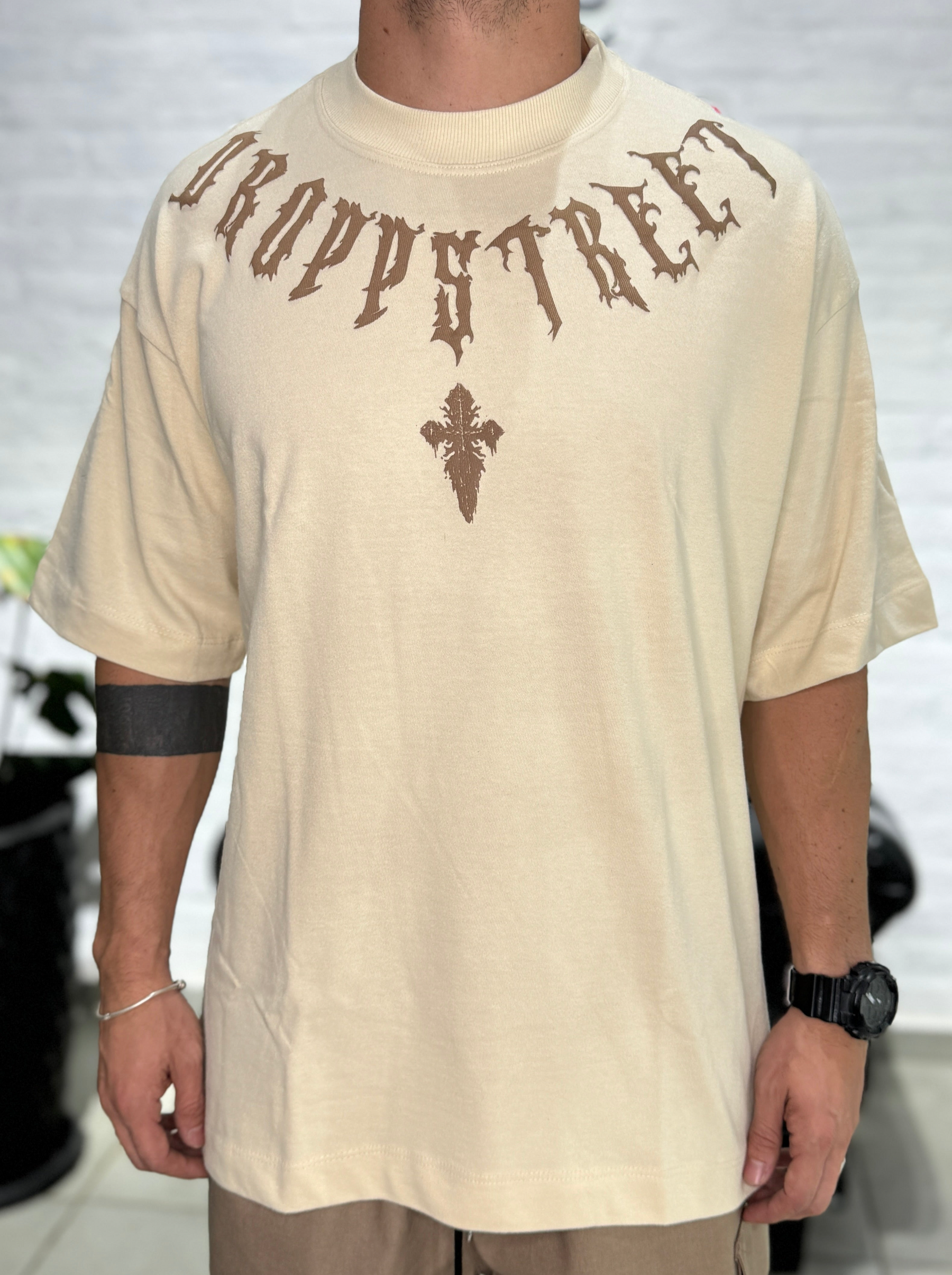 Camiseta Oversized Cruz