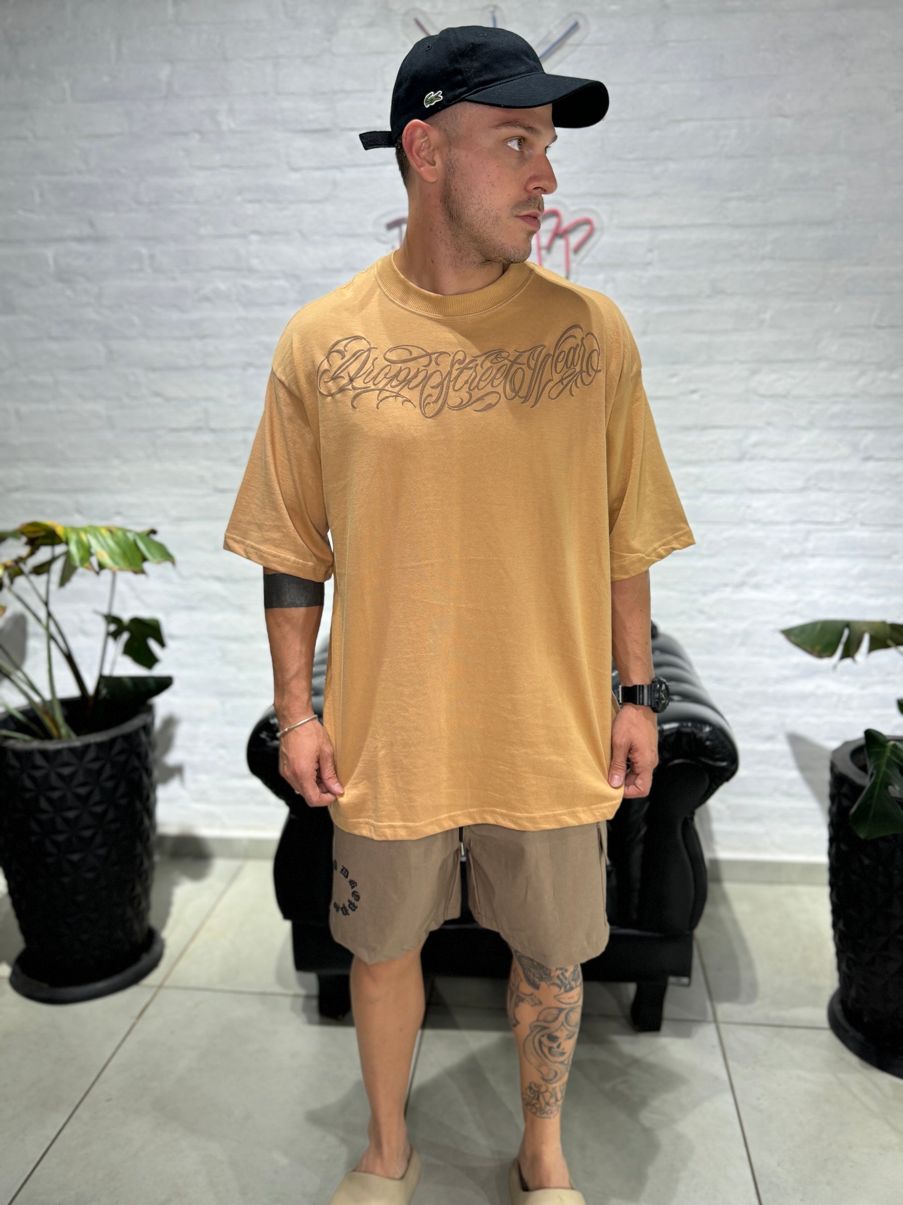 Camiseta Oversized Lettering